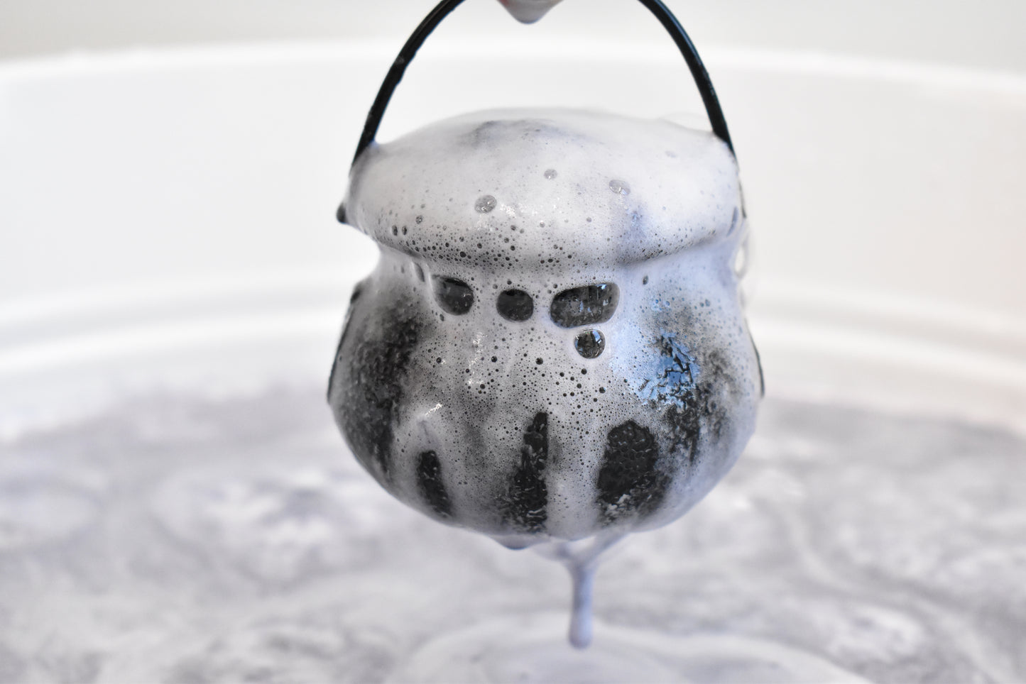 Cauldron Bath Bomb - Ghostie Potion - Small Batch Soaps